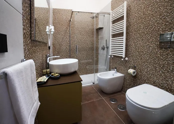 Bed and Breakfast Sciuscia Beb Spaccanapoli 4*