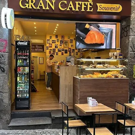 Sciuscia Beb Spaccanapoli Nocleg ze śniadaniem