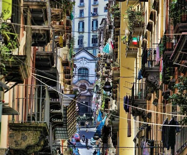 Sciuscia Beb Spaccanapoli B&B