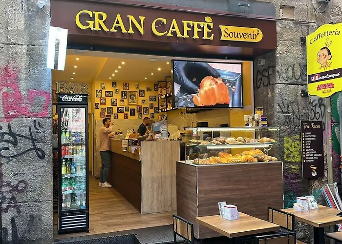 B&B Sciuscia Beb Spaccanapoli